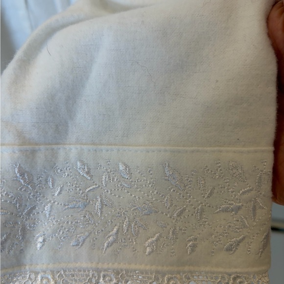 Eileen West Cotton Flannel Nightgown with Lace Trim - Picture 5 of 9